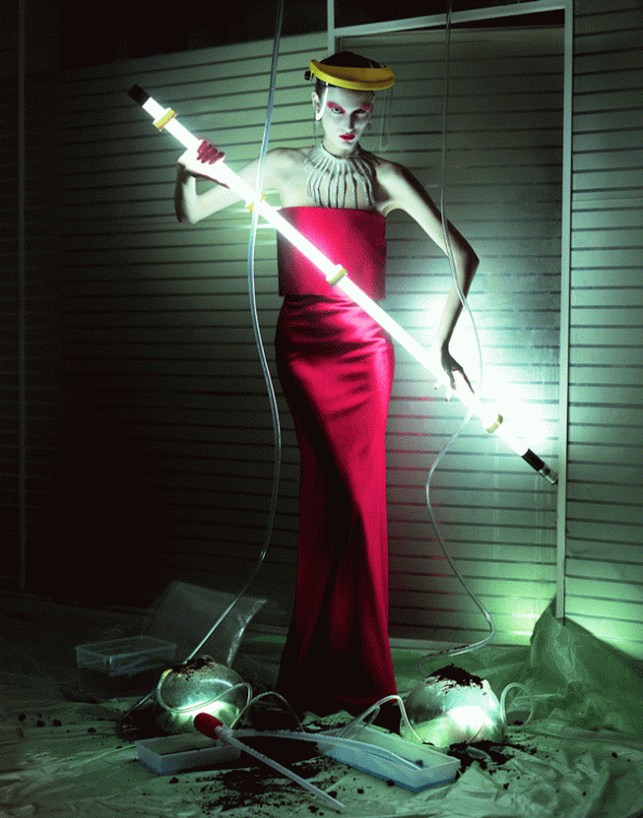 Zuzanna-Bijoch-by-Jeff-Bark-for-Vogue-Ukraine-April-2013-VividstateOrg-06